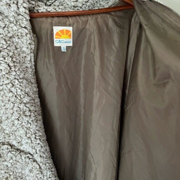 C&C California Cream Sherpa Jacket - Picture 5 of 9